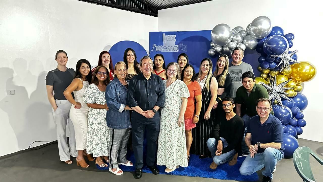 Imagem de compartilhamento para o artigo Próximo de celebrar 50 anos de tradição em Costa Rica, Assessoria Contábil Lex deseja boas festas aos clientes  da MS Todo dia